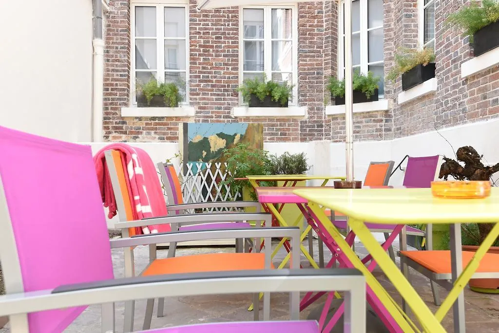 Hotel Le Pavillon 3*