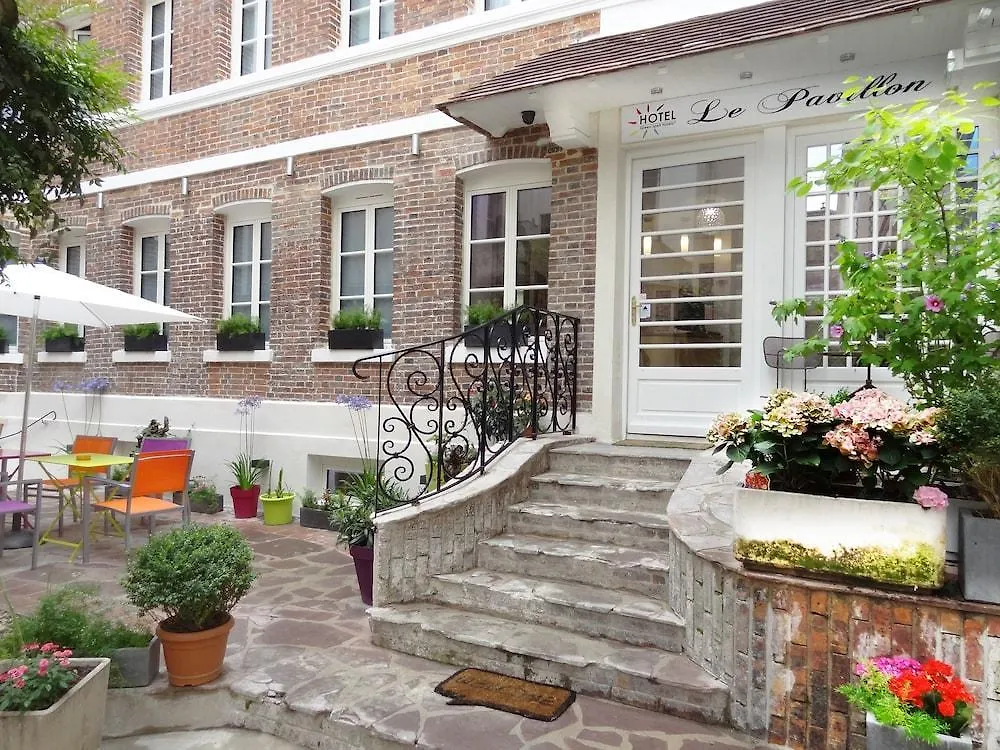 Hotell Le Pavillon